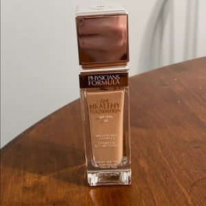 New Physicians Formula Healthy Foundation in LN4